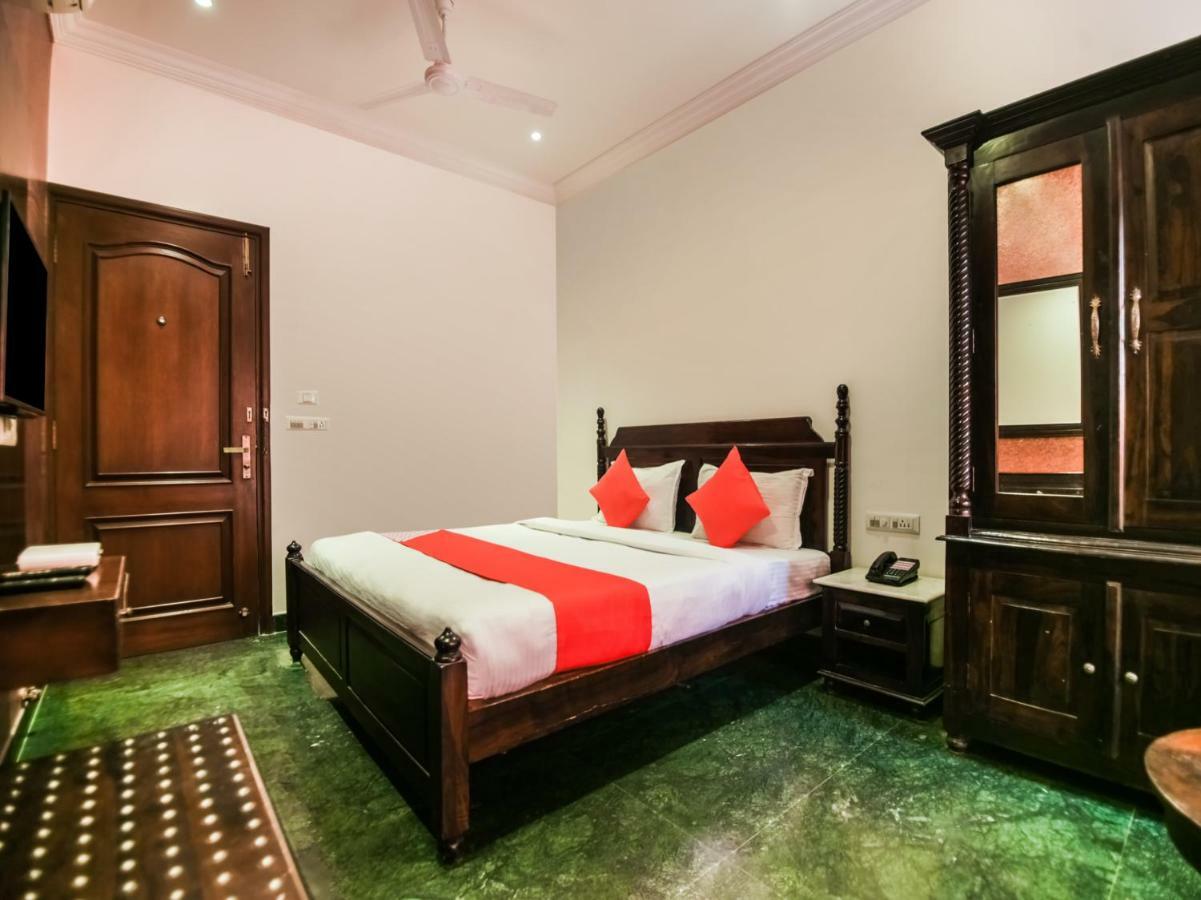 Oyo 1681 Hotel Devansh Udaipur Exterior foto