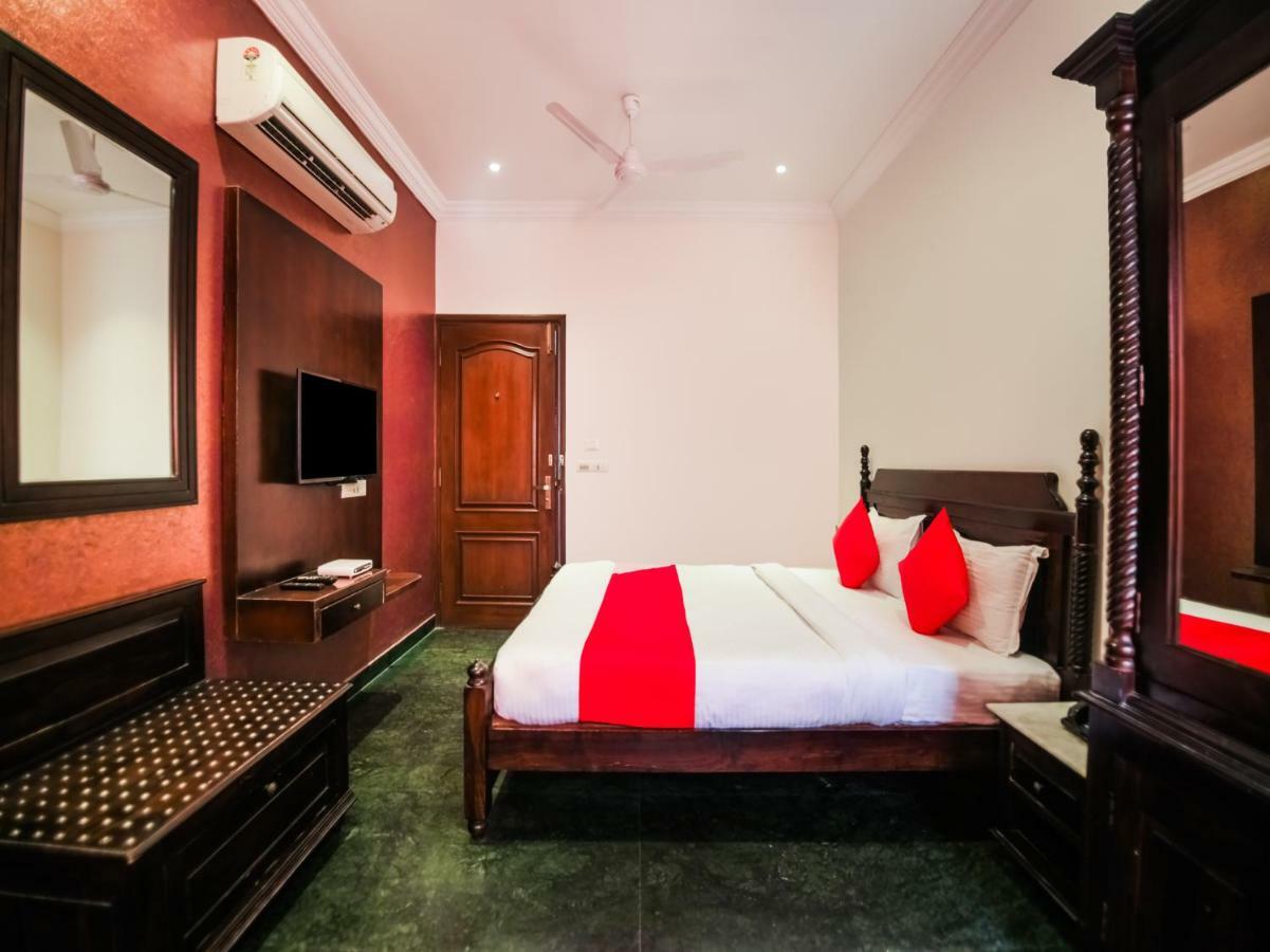Oyo 1681 Hotel Devansh Udaipur Exterior foto